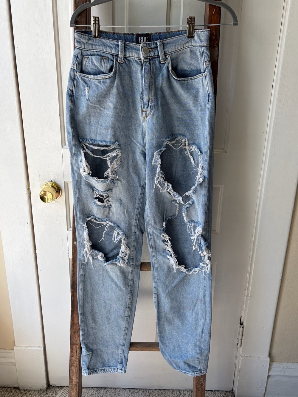 Urban Outfitters BDG Light Blue High-Rise Mom Jeans